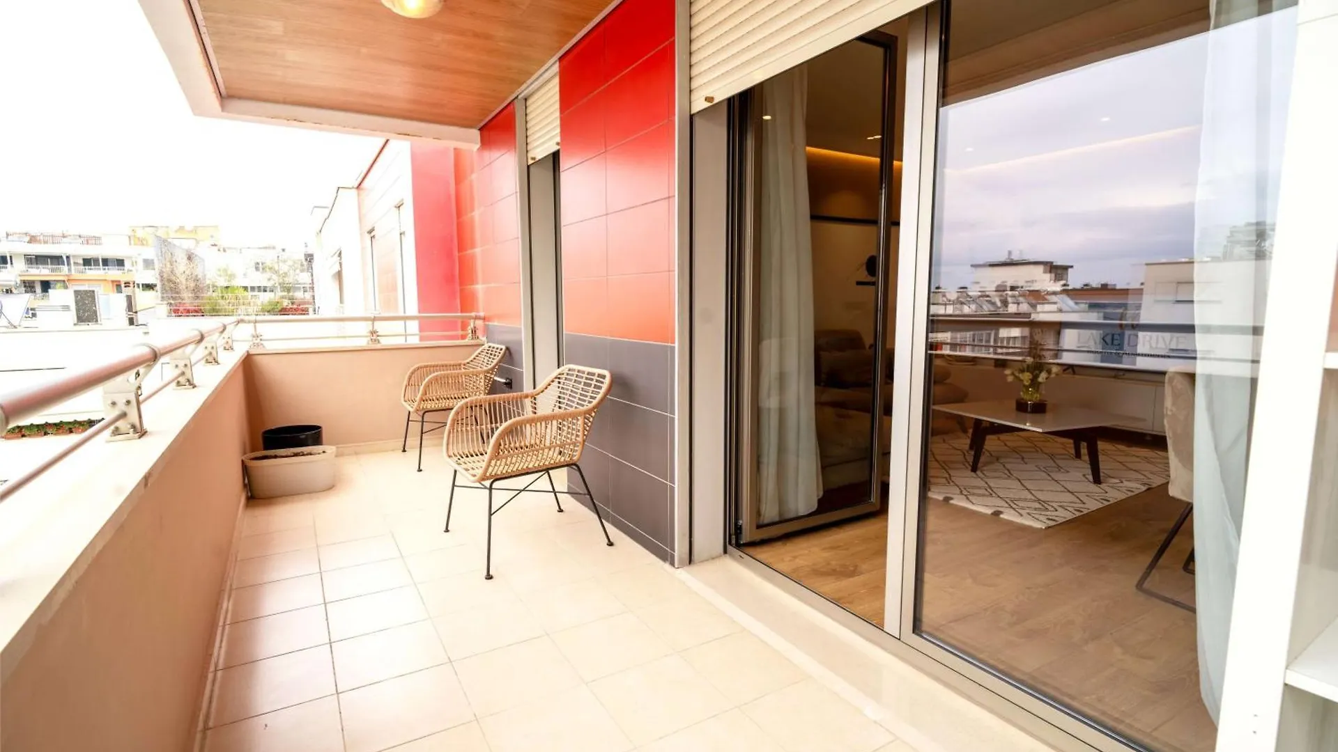 **** Aparthotel Lake Drive Rooms&Apartments Tirana Albania