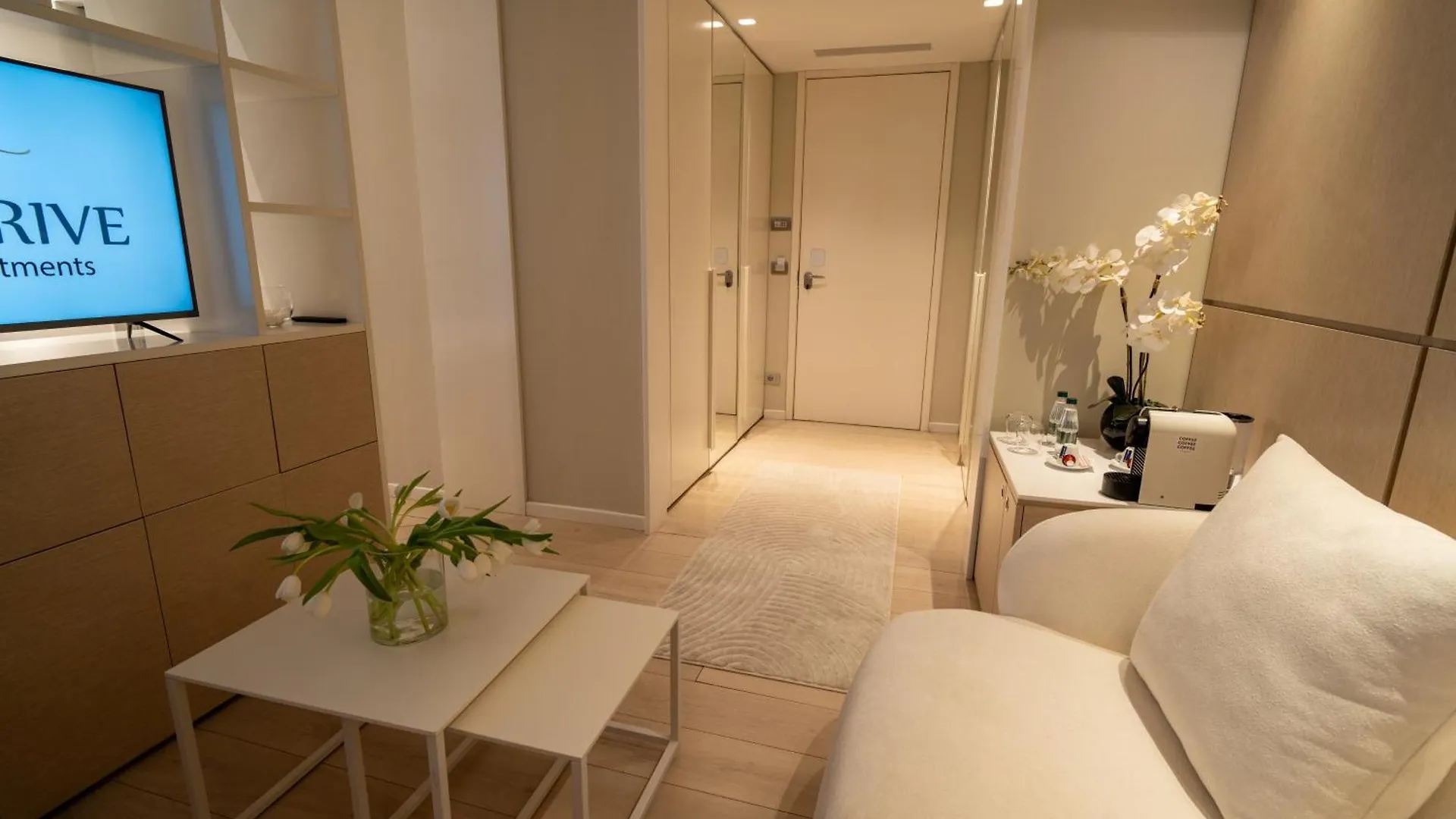 Lake Drive Rooms&Apartments Tirana