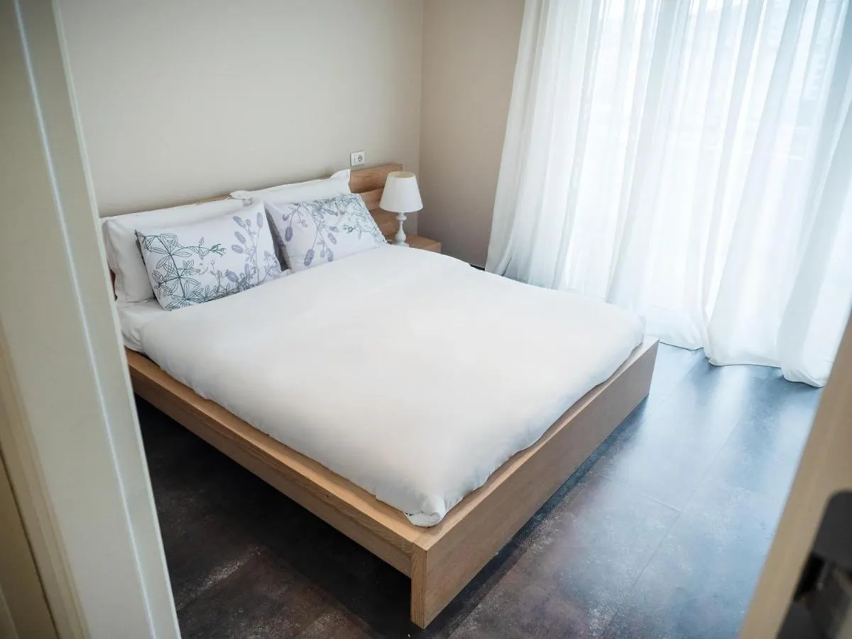 Apart-hotel Lake Drive Rooms&Apartments Tirana