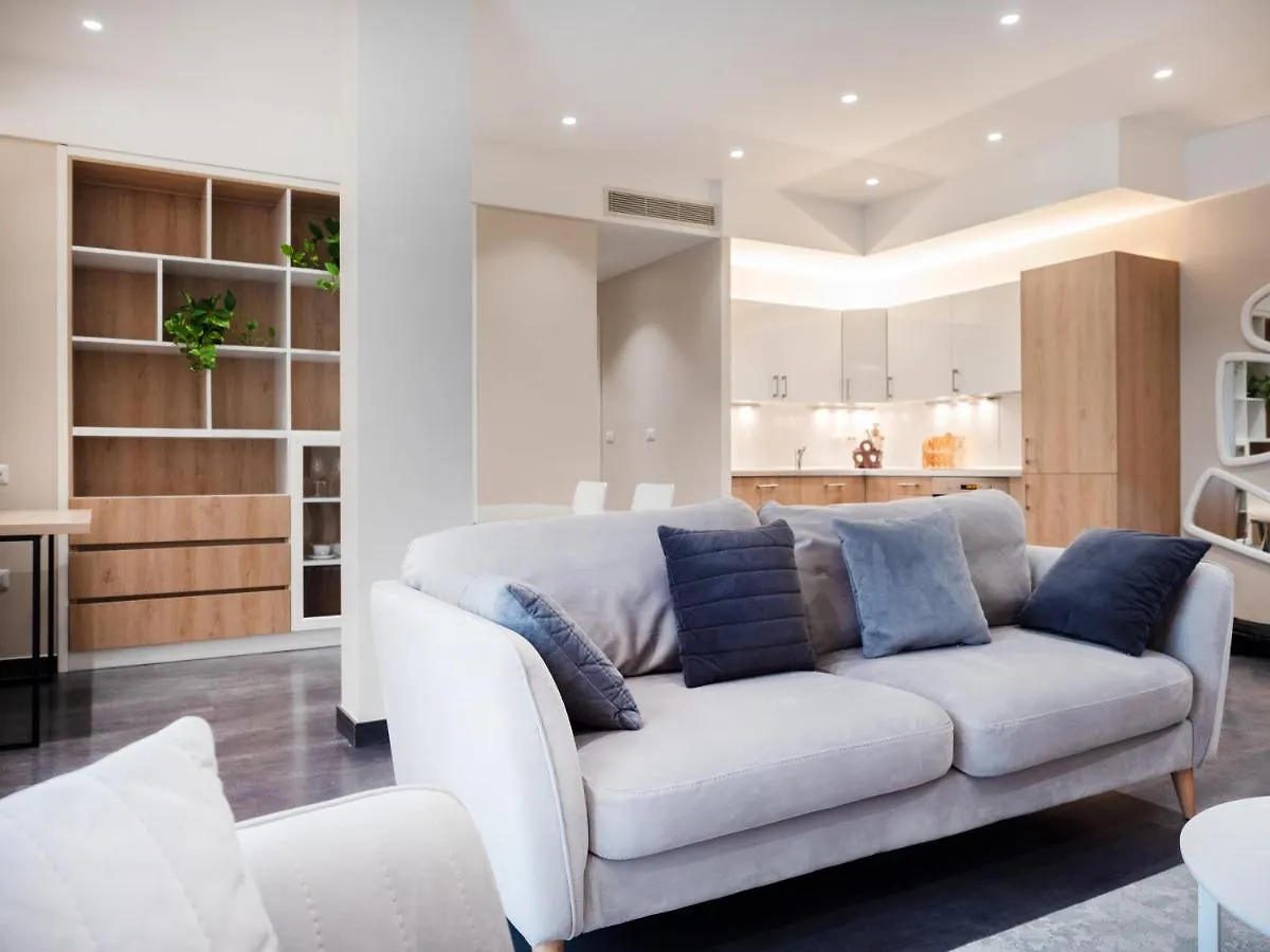 Lake Drive Rooms&Apartments Tirana 4*,  Albania