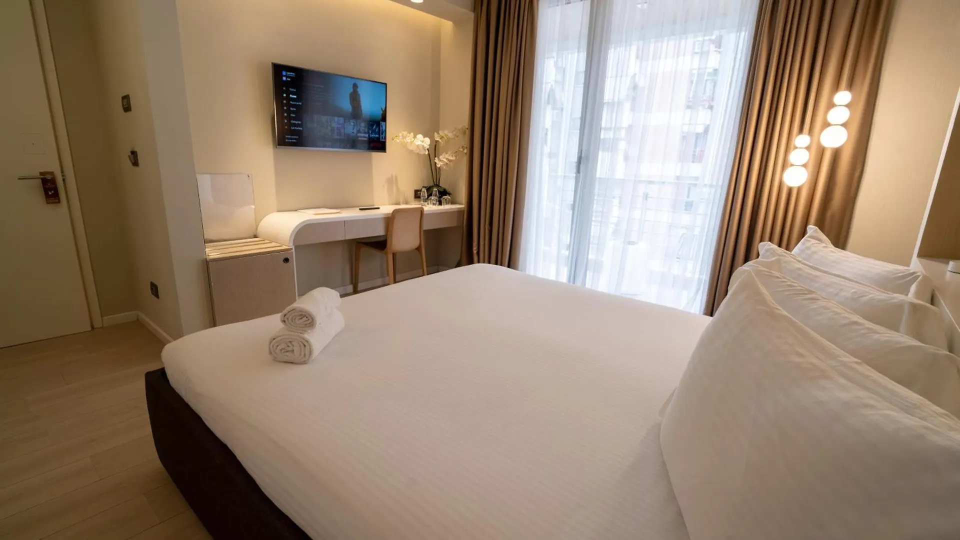 **** Aparthotel Lake Drive Rooms&Apartments Tirana Albania