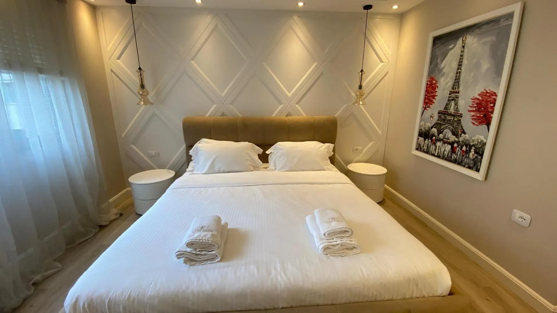 Lake Drive Rooms&Apartments Tirana